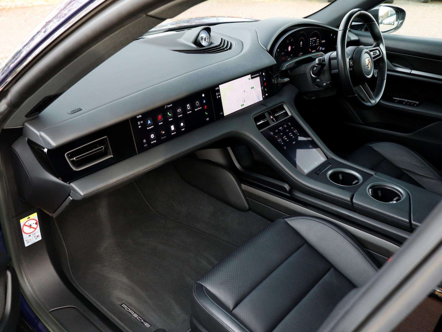 Used Porsche Taycan 2023 for sale - 76889684: Photo 9