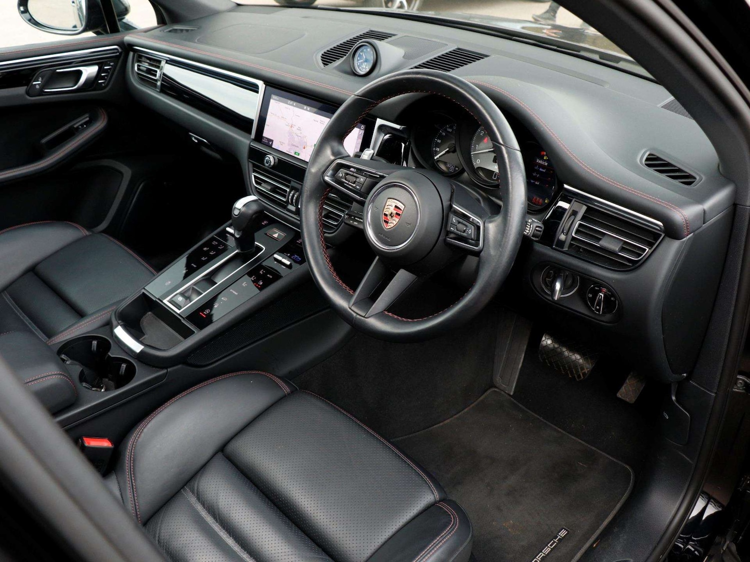 Used Porsche Macan 2023 for sale - 78010416: Photo 10