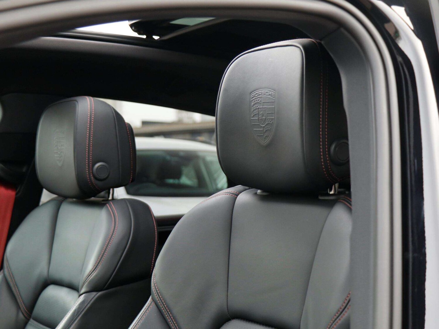 Used Porsche Macan 2023 for sale - 78010416: Photo 27