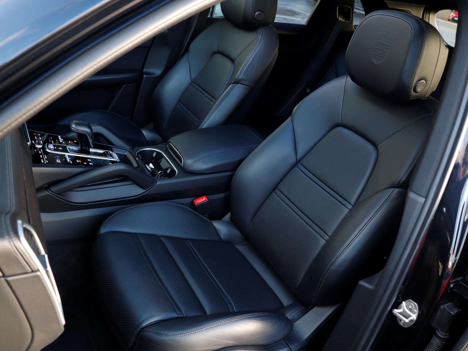 Used Porsche Cayenne 2021 for sale - 76401280: Photo 26