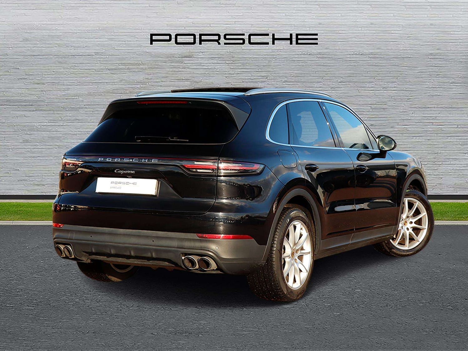 Used Porsche Cayenne 2021 for sale - 76401280: Photo 3