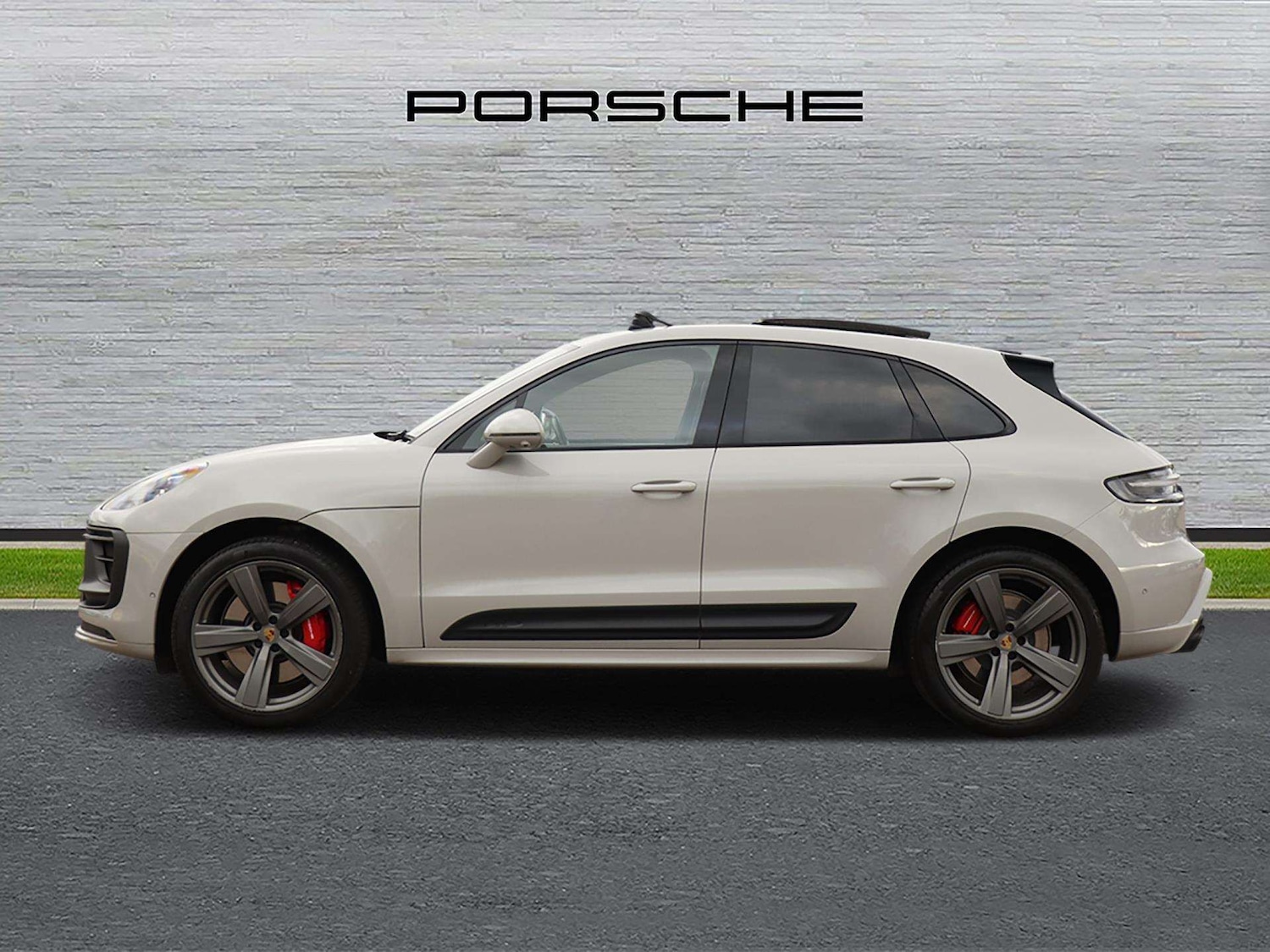 Used Porsche Macan 2021 for sale - 76661742: Photo 6