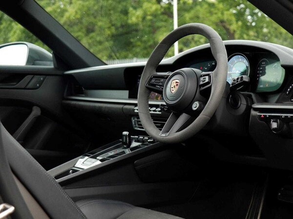 Used Porsche 911 2022 for sale - 75555340: Photo 11
