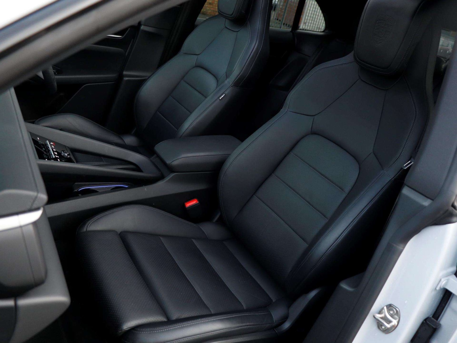 Used Porsche Macan 2025 for sale - 77093289: Photo 24