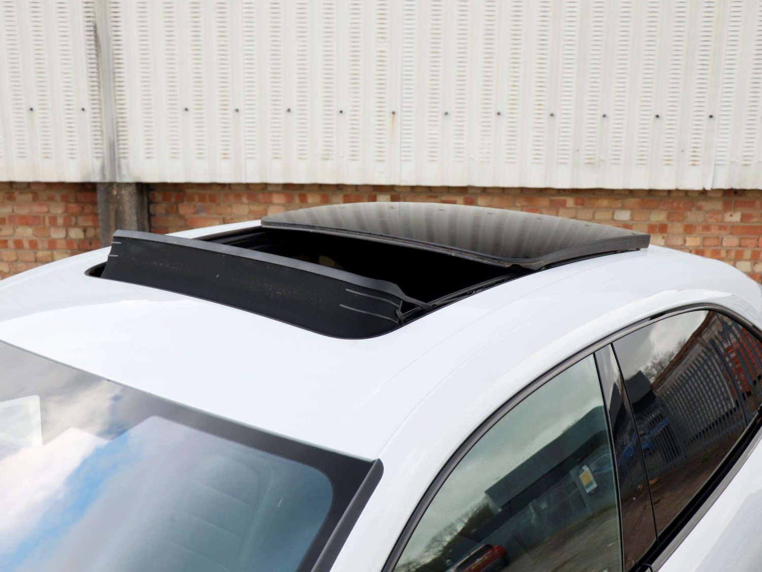 Used Porsche Macan 2025 for sale - 77093289: Photo 35