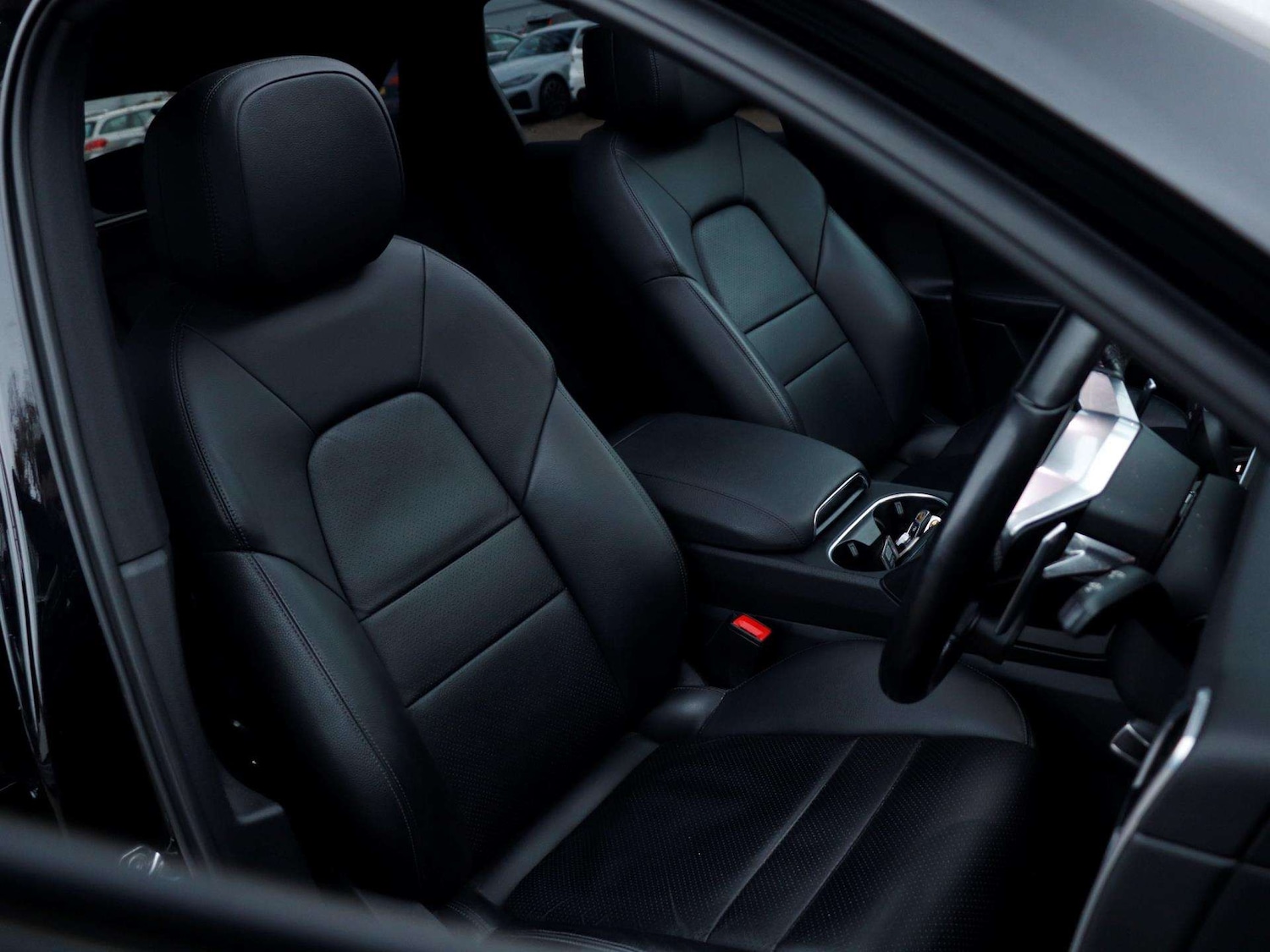 Used Porsche Cayenne 2019 for sale - 76746186: Photo 24