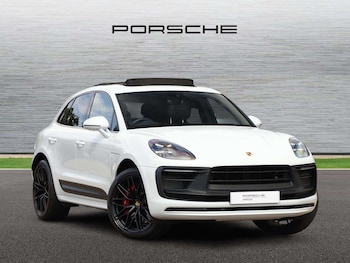Used Porsche Macan 2023 for sale - 79351899: Photo