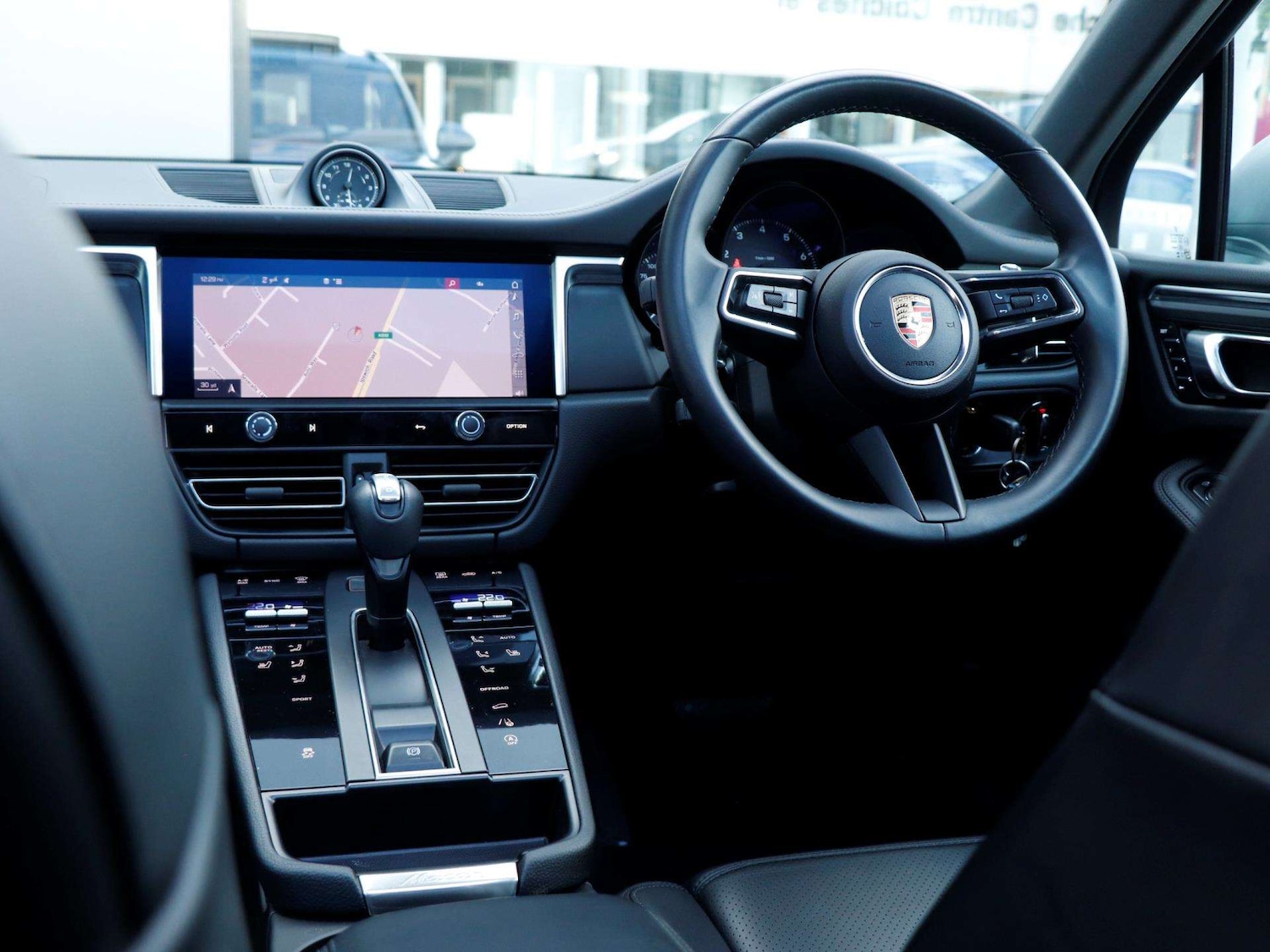 Used Porsche Macan 2023 for sale - 77787235: Photo 12