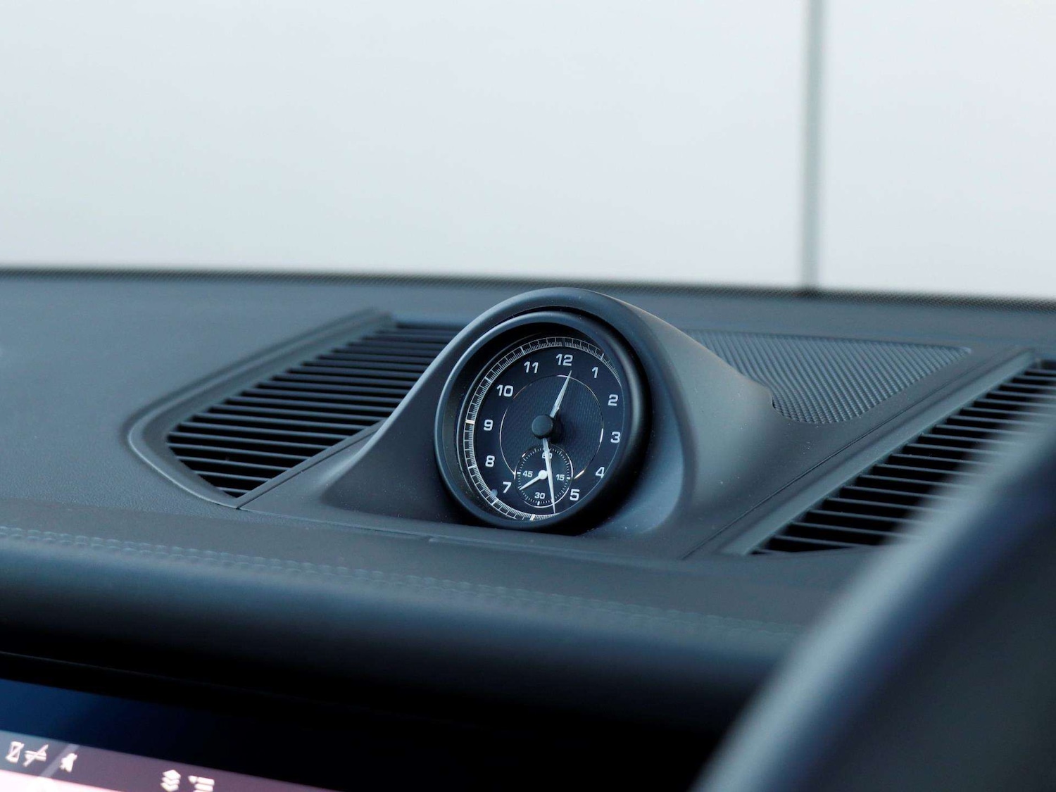 Used Porsche Macan 2023 for sale - 77787235: Photo 14