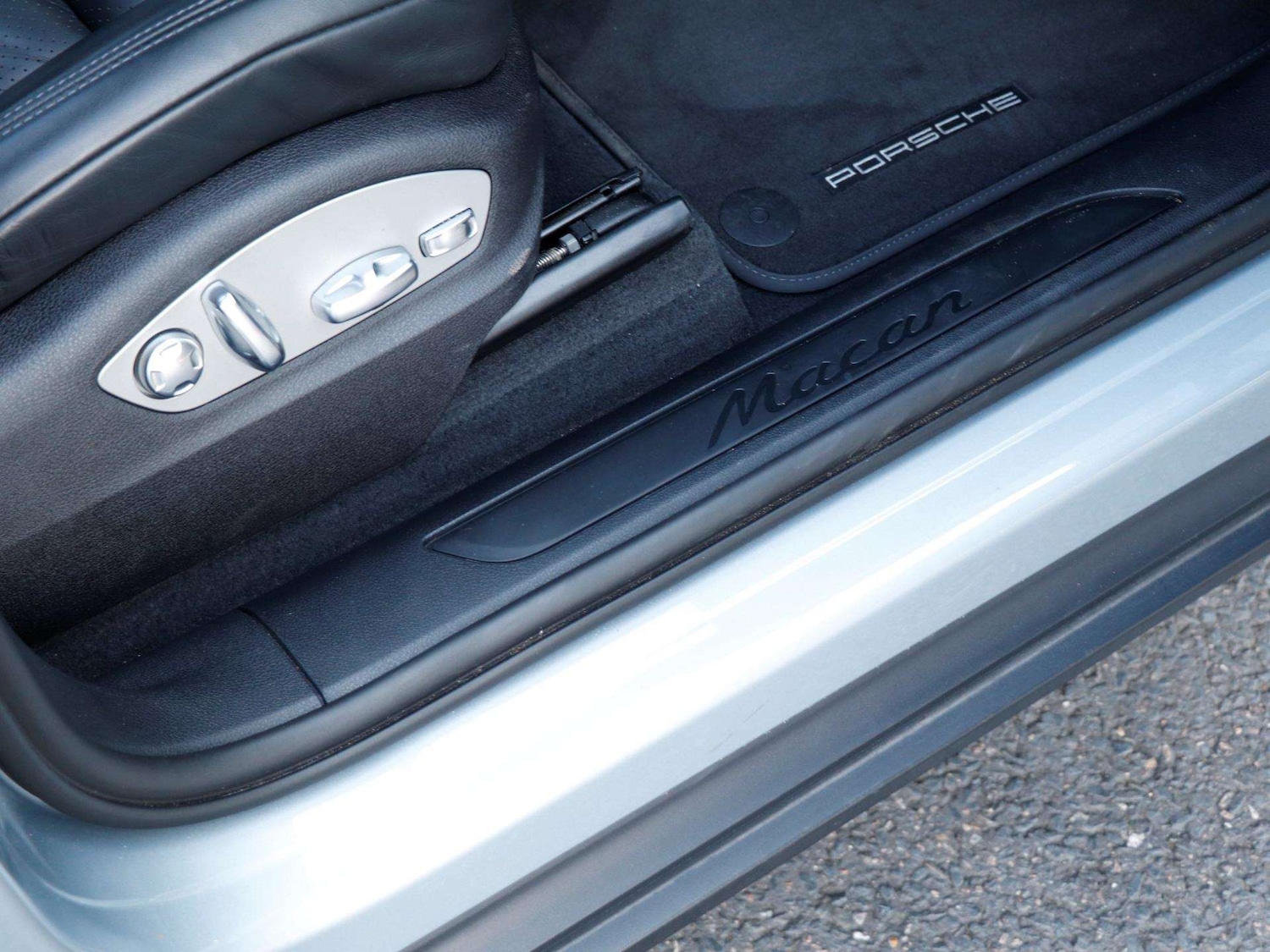 Used Porsche Macan 2023 for sale - 77787235: Photo 22