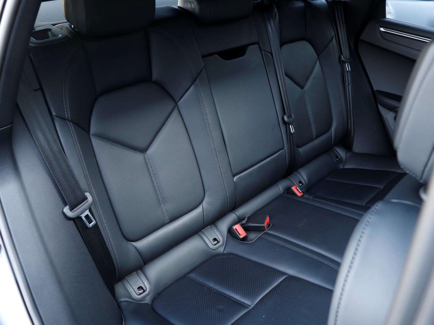 Used Porsche Macan 2023 for sale - 77787235: Photo 25