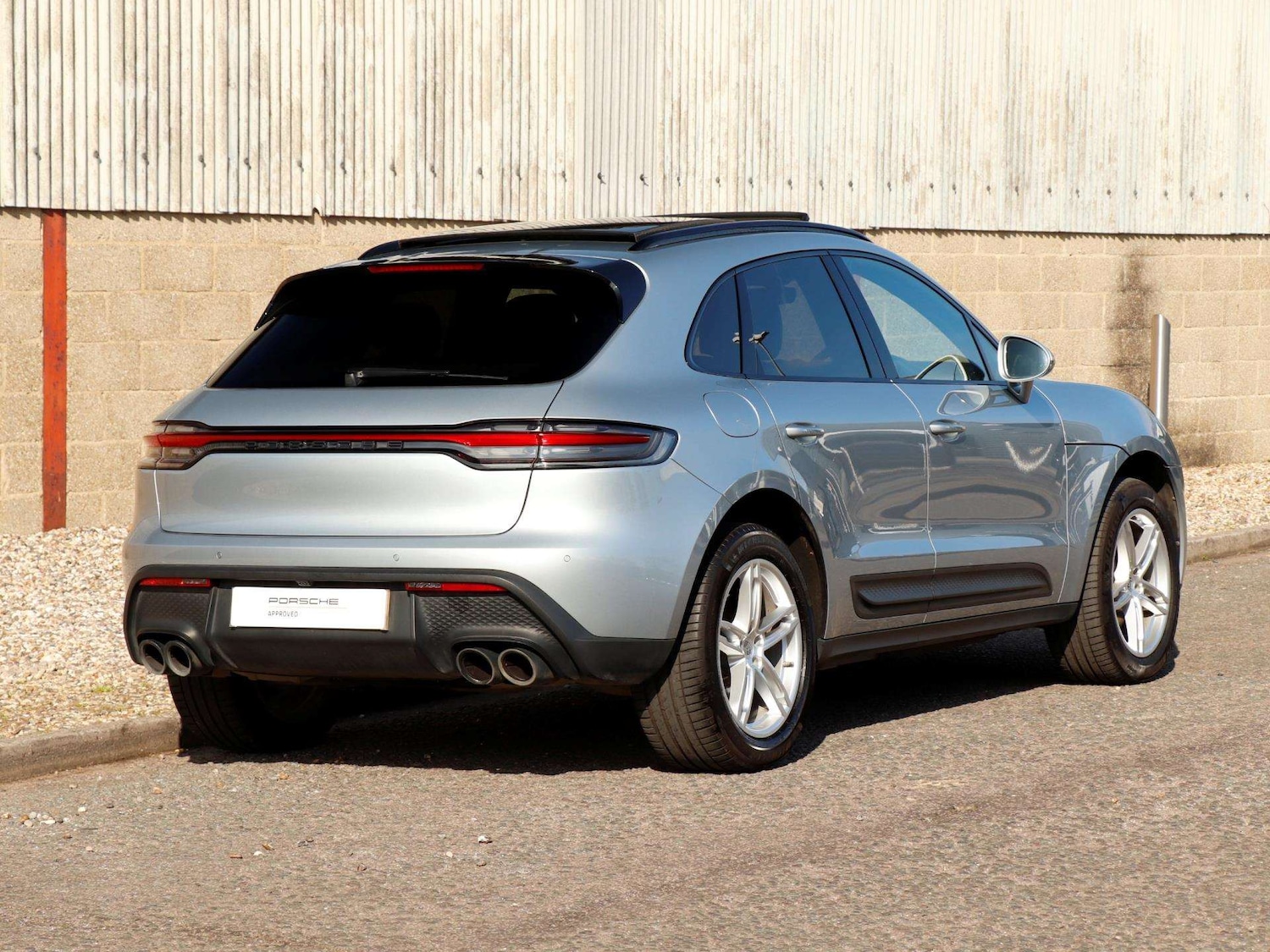 Used Porsche Macan 2023 for sale - 77787235: Photo 35