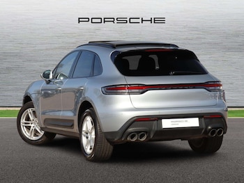 Used Porsche Macan 2023 for sale - 77787235: Photo