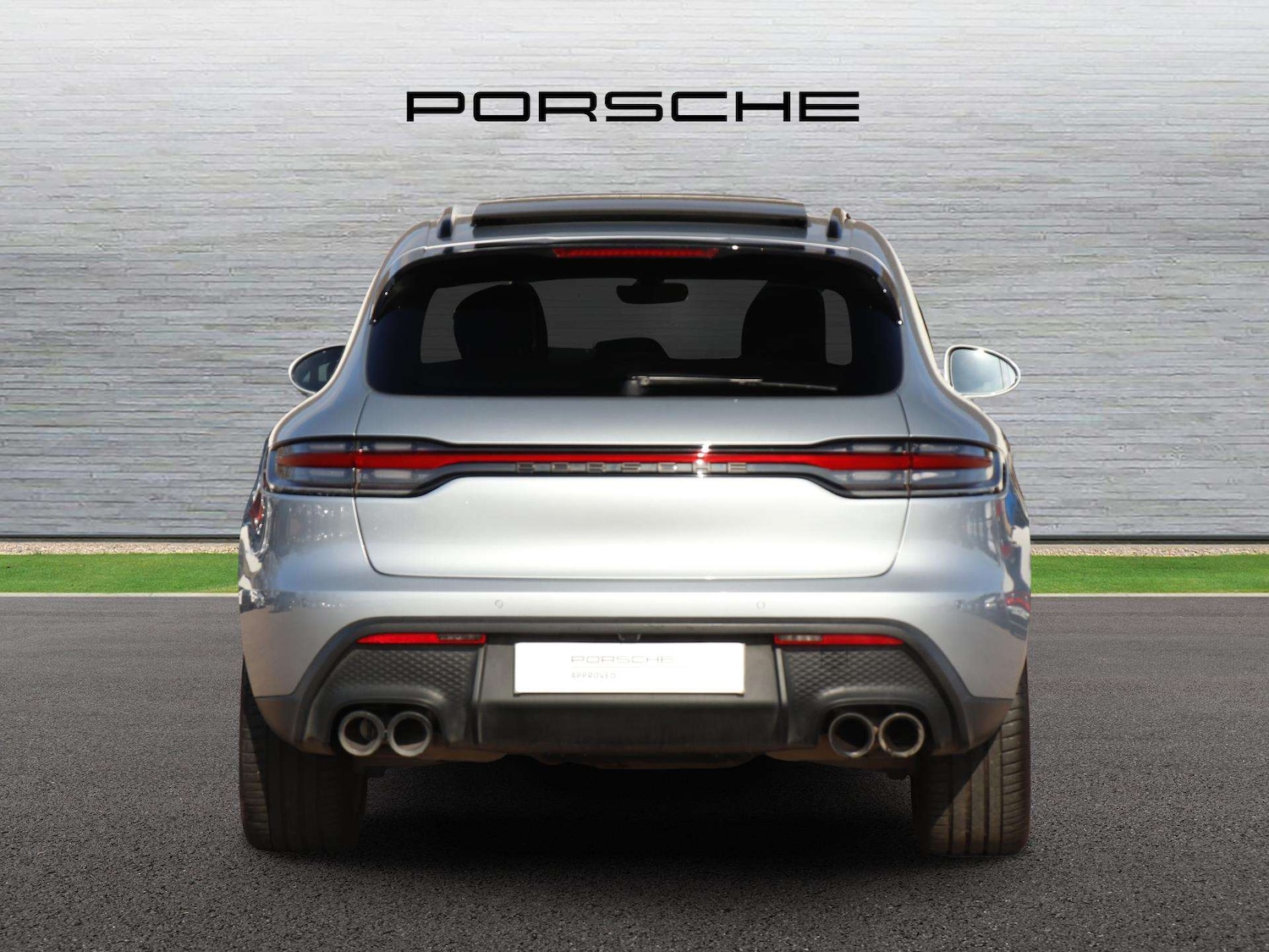 Used Porsche Macan 2023 for sale - 77787235: Photo 8
