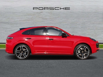 Used Porsche Cayenne 2021 for sale - 76113506: Photo