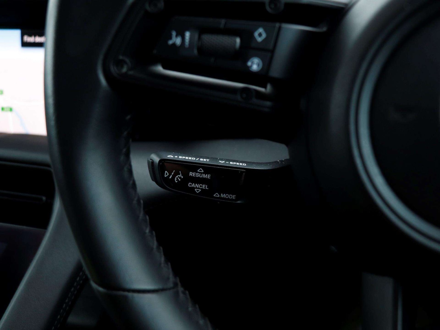 Used Porsche Taycan 2023 for sale - 77270084: Photo 19