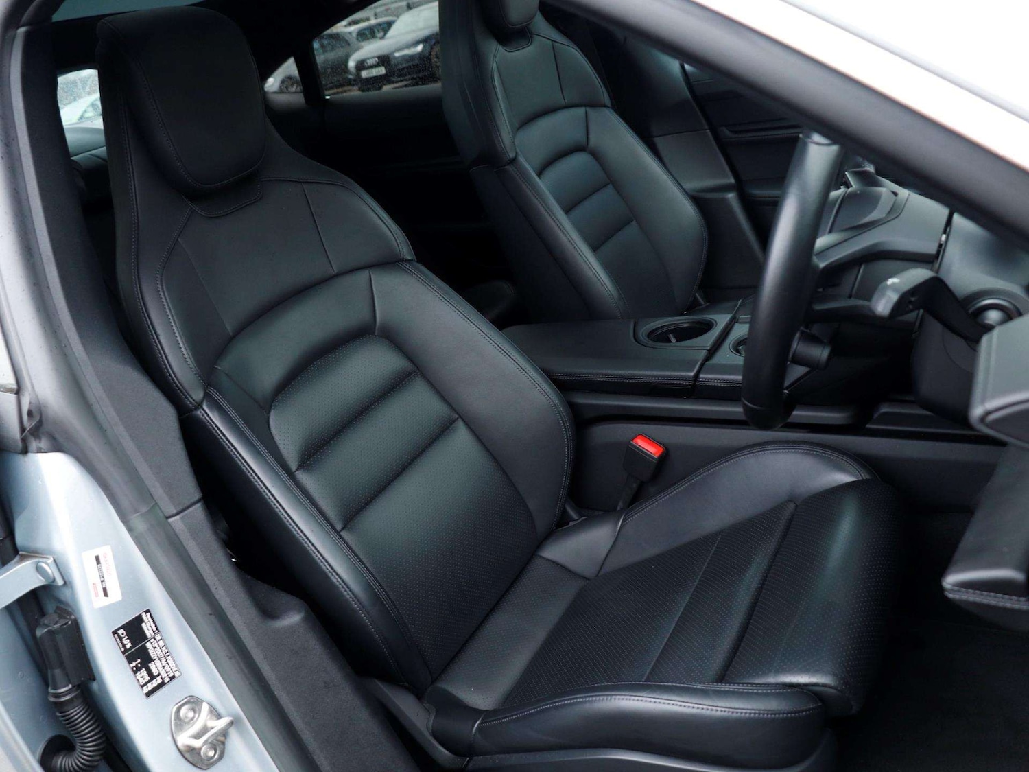 Used Porsche Taycan 2023 for sale - 77270084: Photo 23