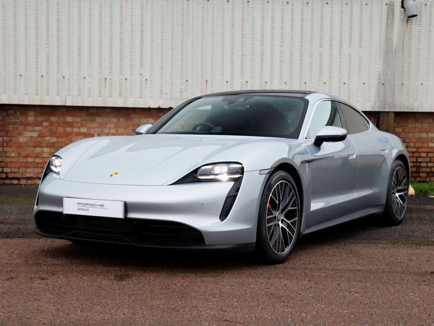 Used Porsche Taycan 2023 for sale - 77270084: Photo 33