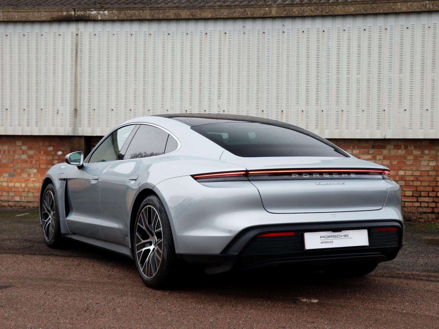 Used Porsche Taycan 2023 for sale - 77270084: Photo 34