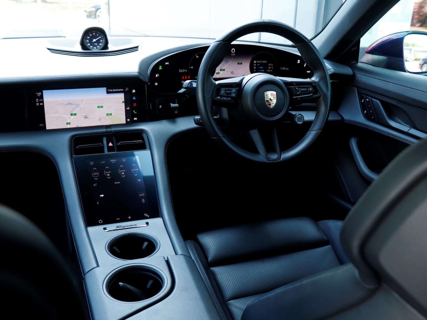 Used Porsche Taycan 2023 for sale - 77158477: Photo 11