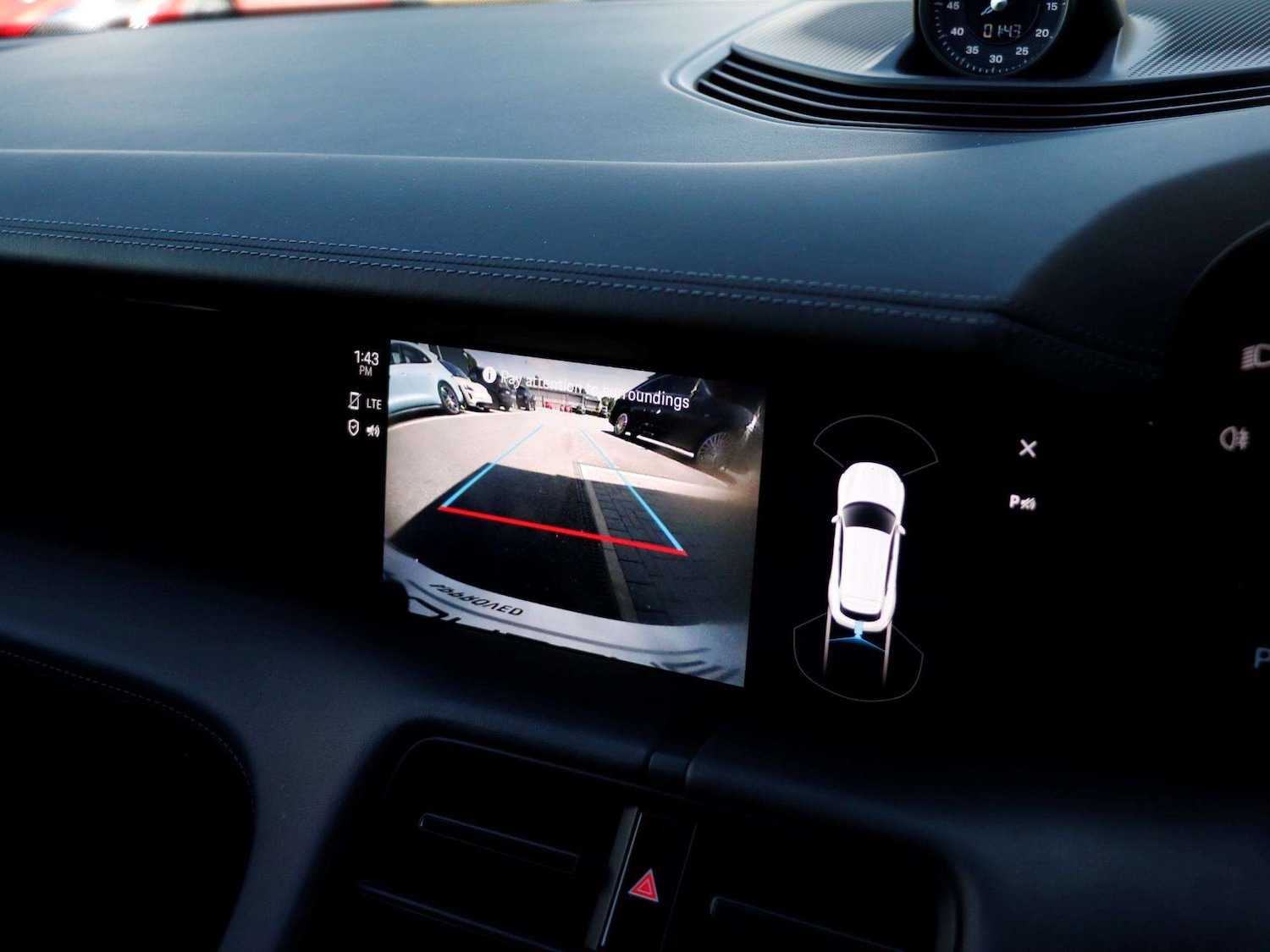 Used Porsche Taycan 2023 for sale - 77158477: Photo 16