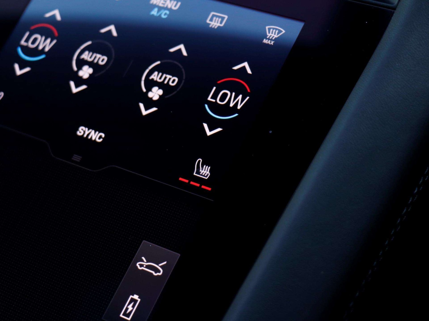 Used Porsche Taycan 2023 for sale - 77158477: Photo 18