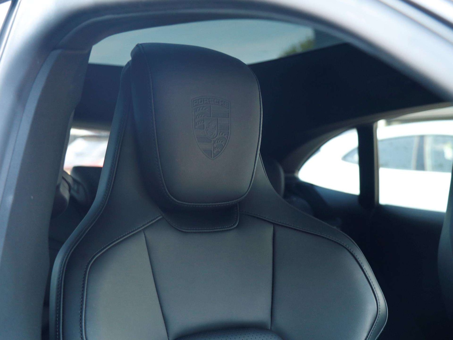 Used Porsche Taycan 2023 for sale - 77158477: Photo 23