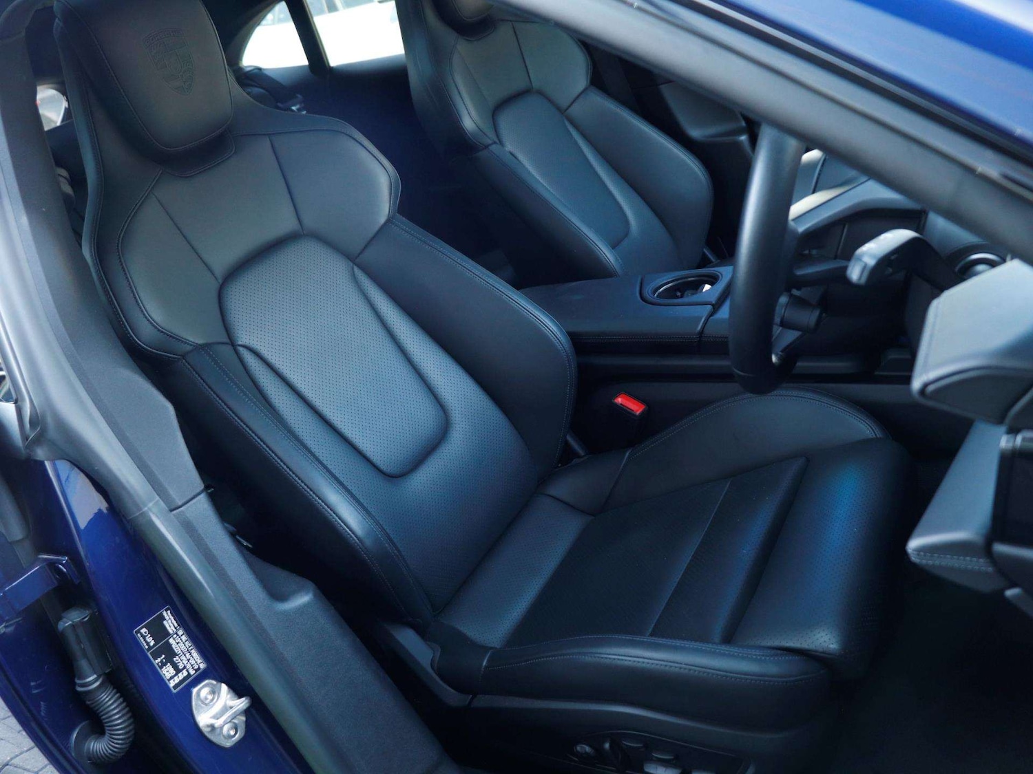 Used Porsche Taycan 2023 for sale - 77158477: Photo 24