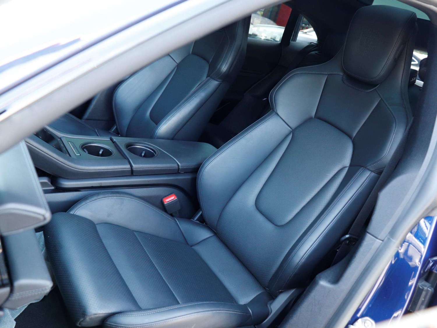 Used Porsche Taycan 2023 for sale - 77158477: Photo 25