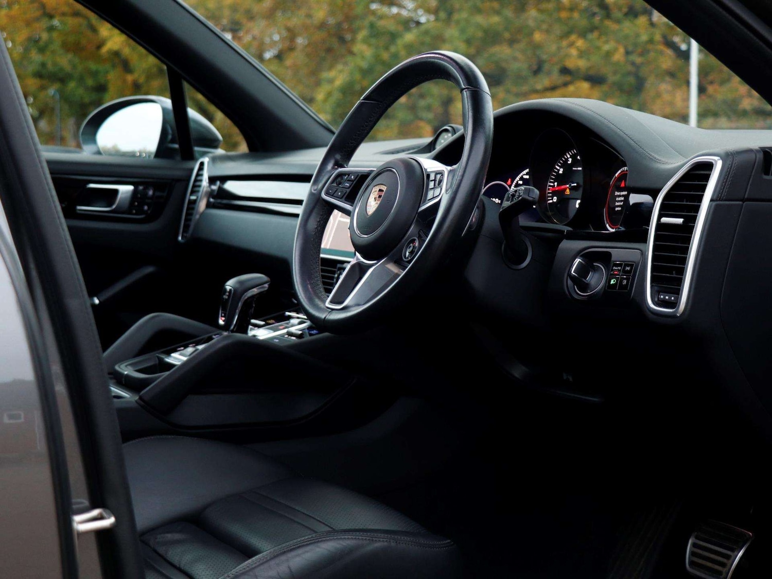 Used Porsche Cayenne 2020 for sale - 76435814: Photo 12