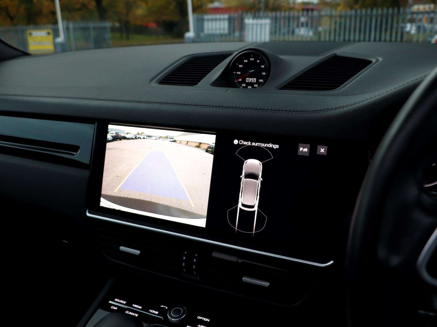 Used Porsche Cayenne 2020 for sale - 76435814: Photo 16