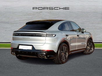 Used Porsche Cayenne 2024 for sale - 76515569: Photo