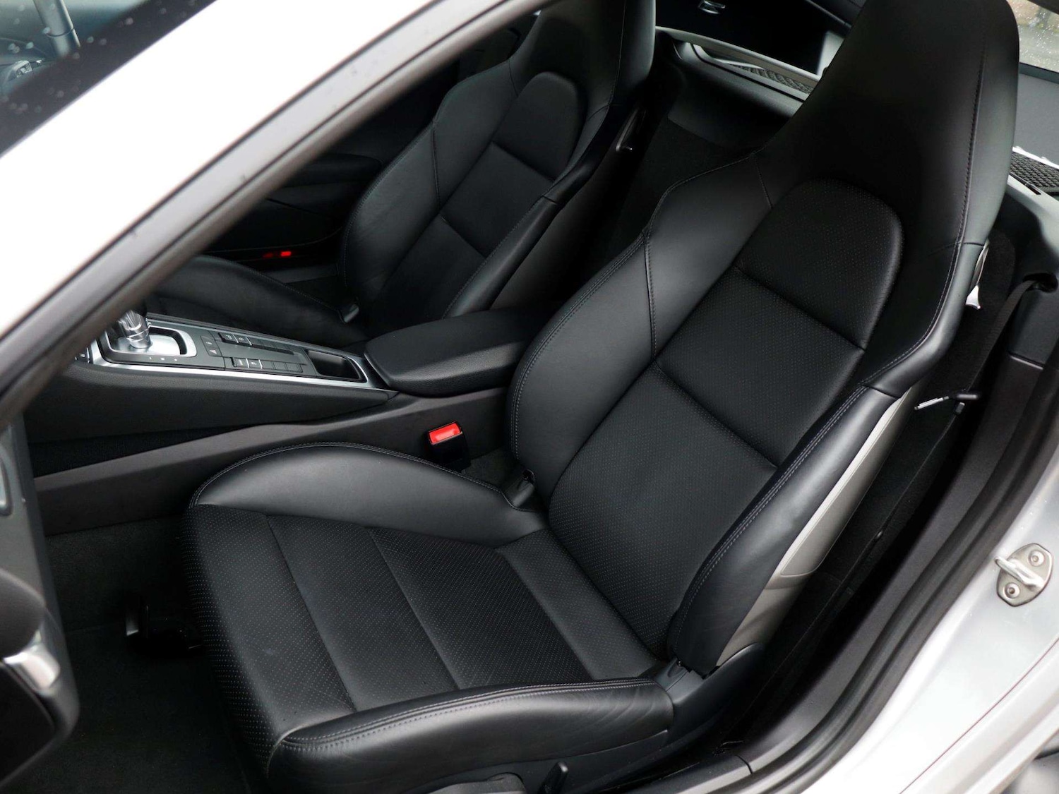 Used Porsche Cayman 2018 for sale - 76515591: Photo 25