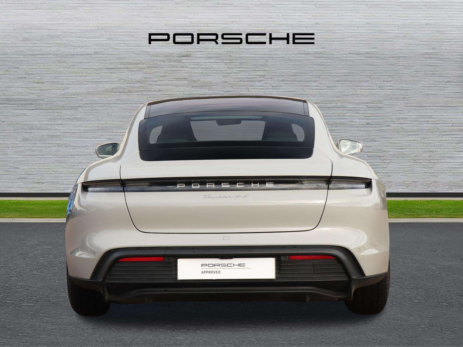 Used Porsche Taycan 2022 for sale - 77270192: Photo 4