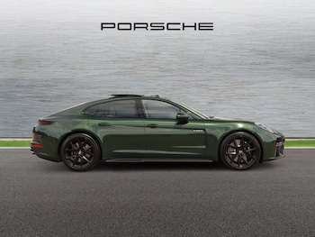 Used Porsche Panamera 2026 for sale - 79444042: Photo