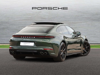 Used Porsche Panamera 2026 for sale - 79444042: Photo