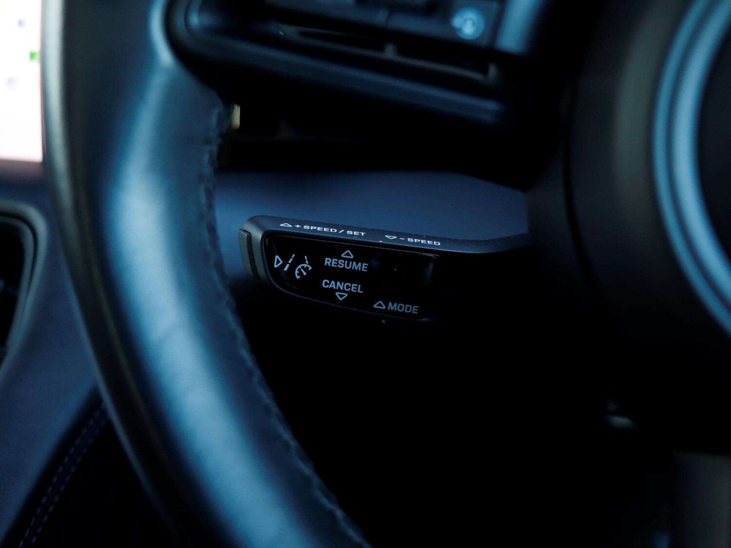 Used Porsche Taycan 2022 for sale - 76875849: Photo 18