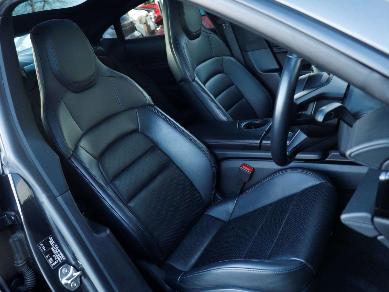 Used Porsche Taycan 2022 for sale - 76875849: Photo 20