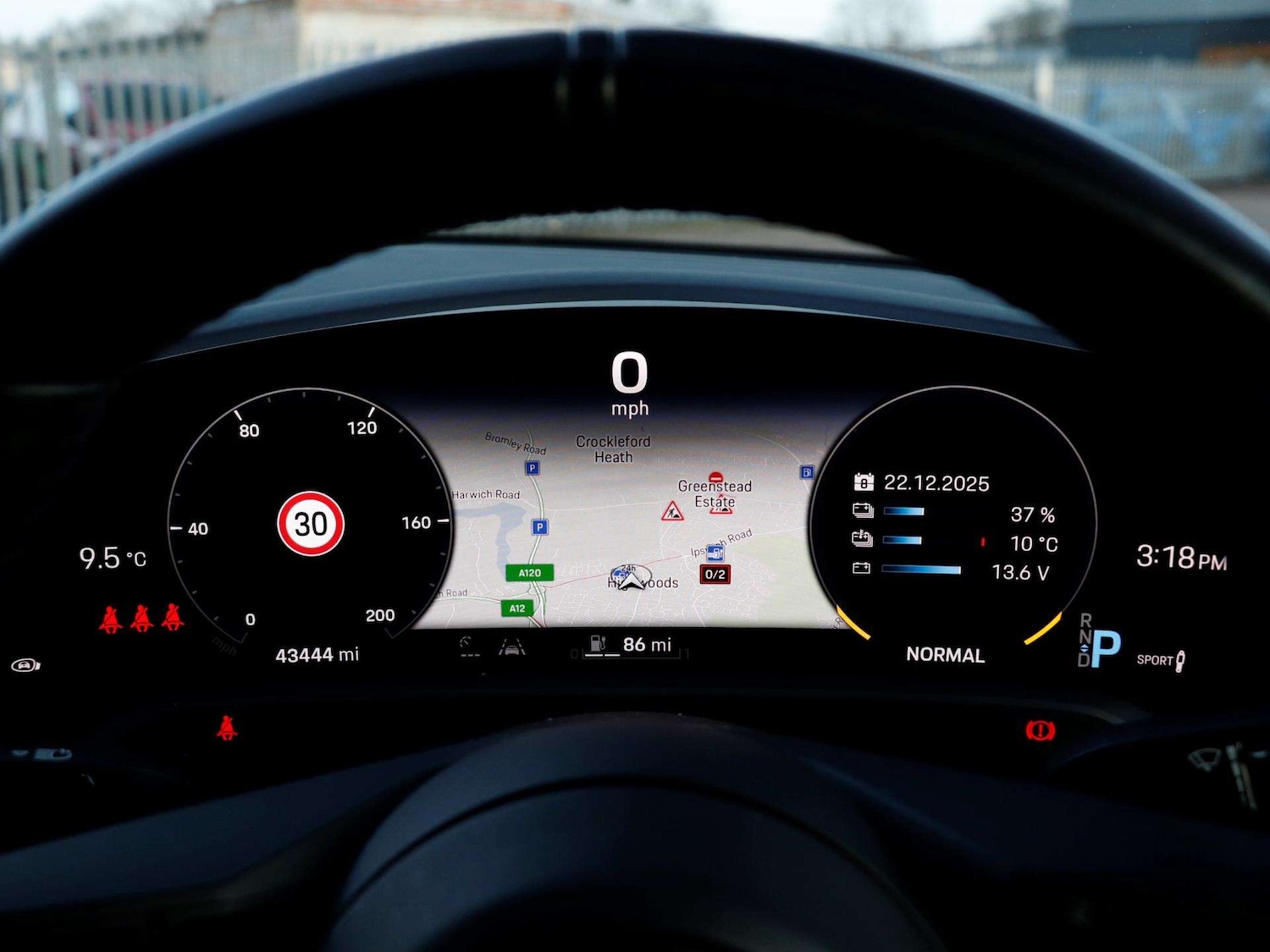 Used Porsche Taycan 2021 for sale - 77093339: Photo 13