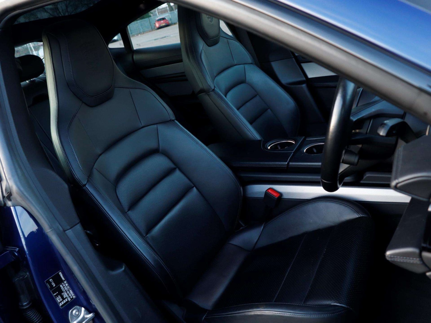 Used Porsche Taycan 2021 for sale - 77093339: Photo 21