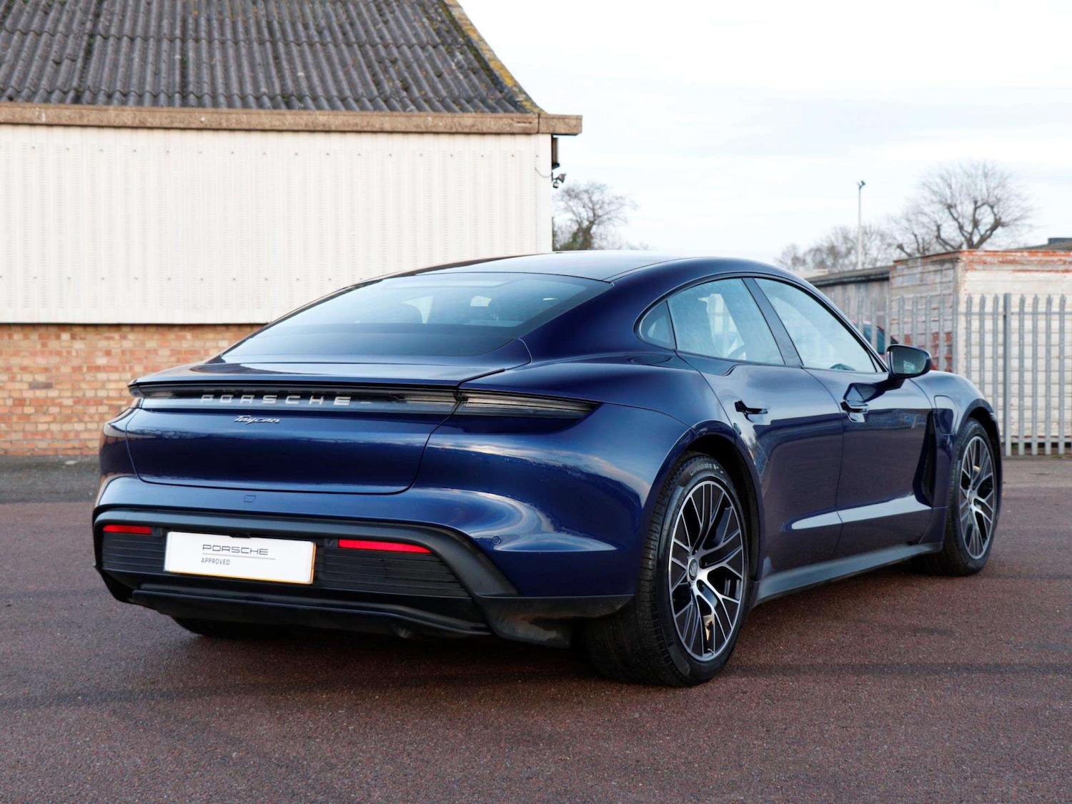 Used Porsche Taycan 2021 for sale - 77093339: Photo 34