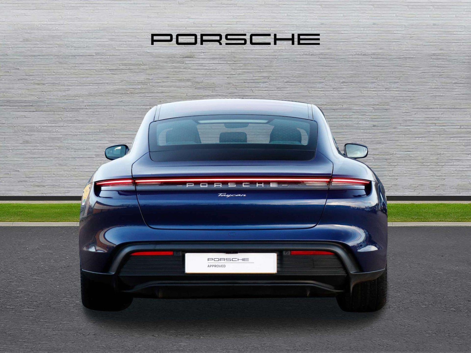 Used Porsche Taycan 2021 for sale - 77093339: Photo 4