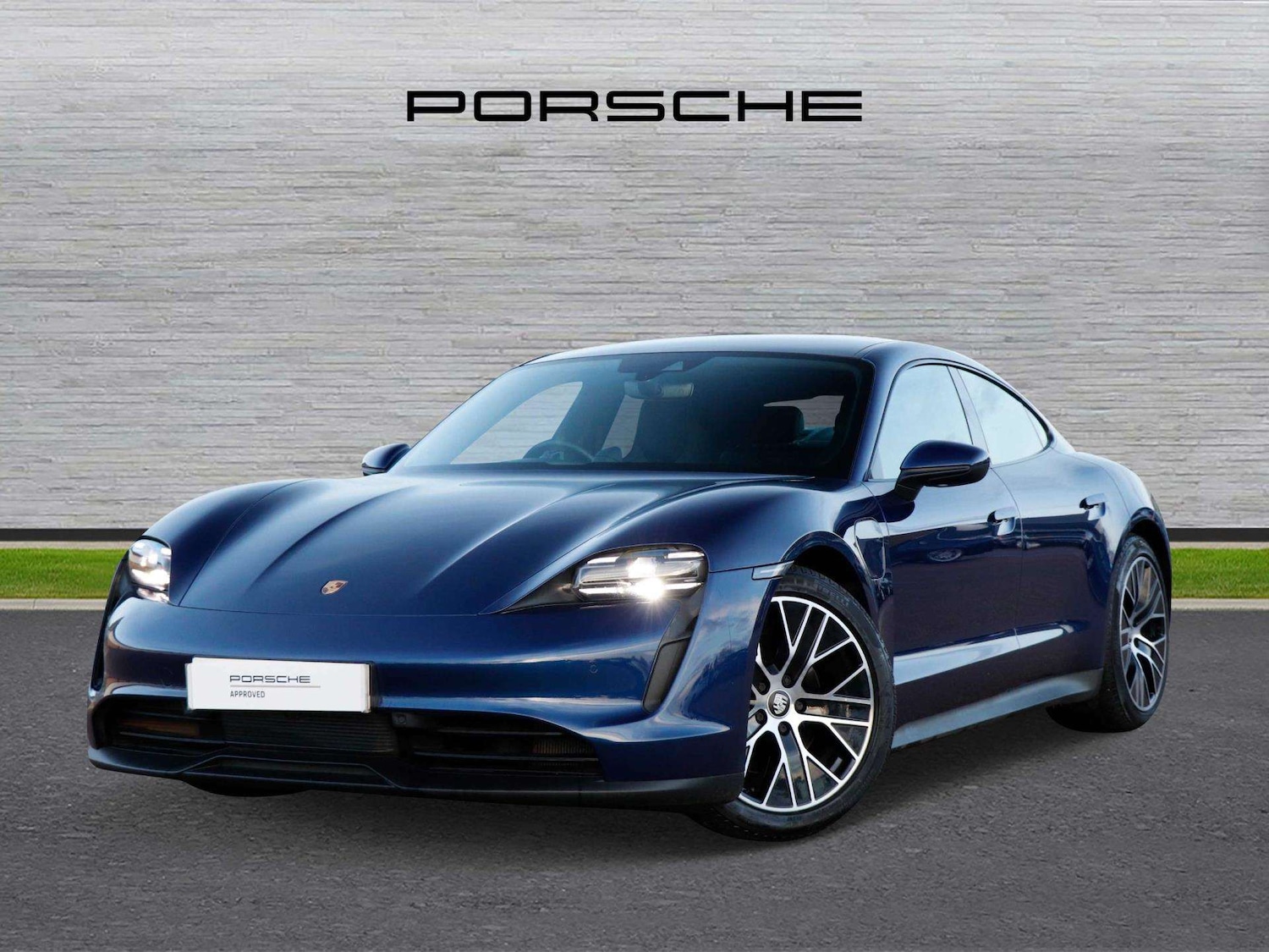Used Porsche Taycan 2021 for sale - 77093339: Photo 7
