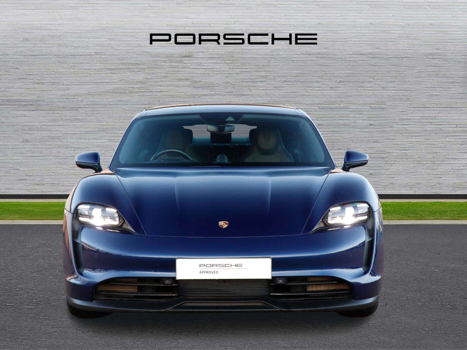 Used Porsche Taycan 2021 for sale - 77093339: Photo 8