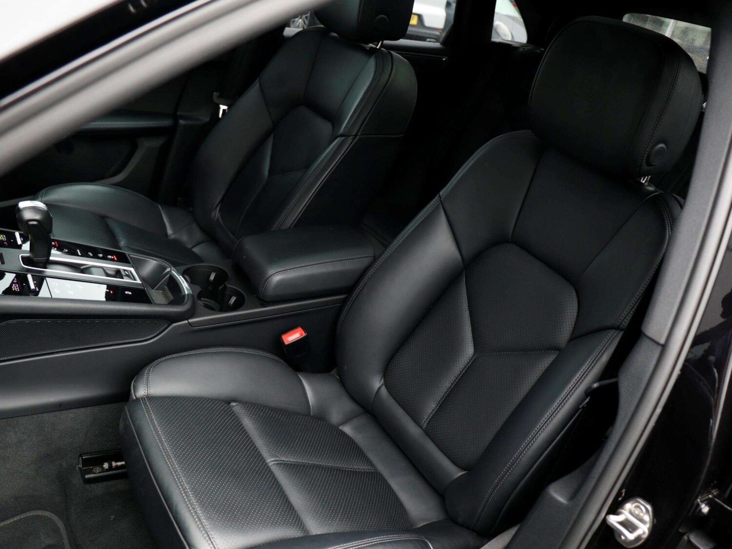 Used Porsche Macan 2023 for sale - 77628164: Photo 24