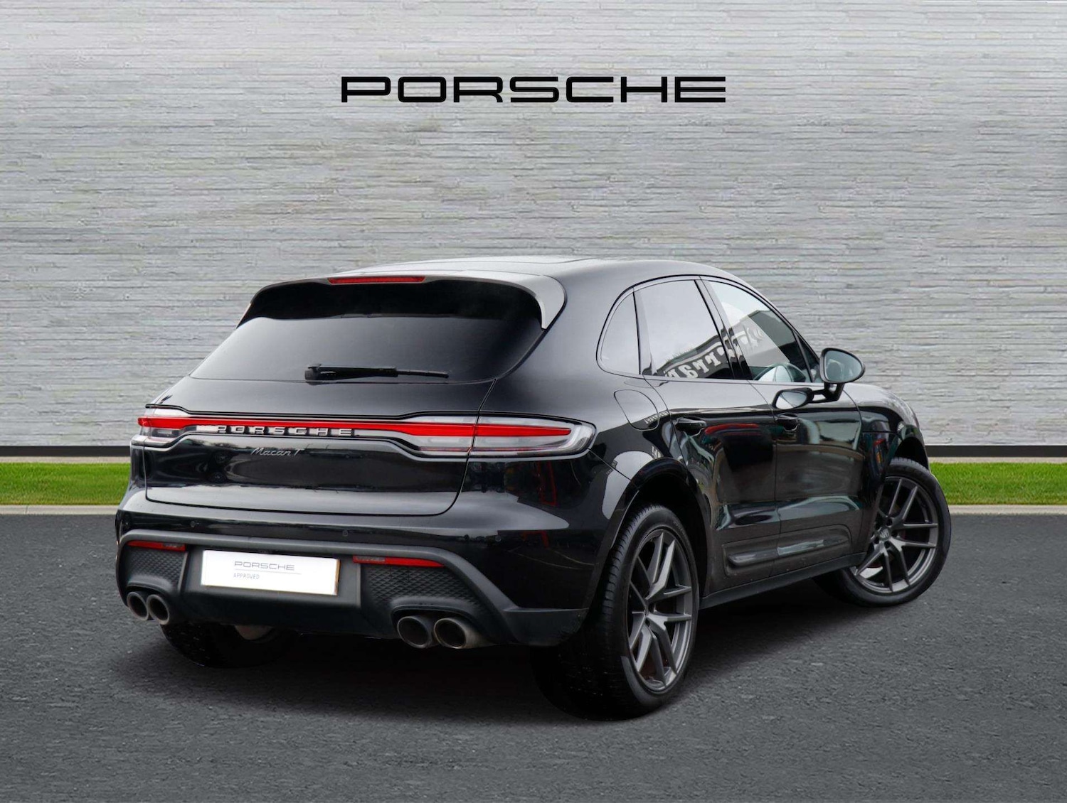 Used Porsche Macan 2023 for sale - 77628164: Photo 3