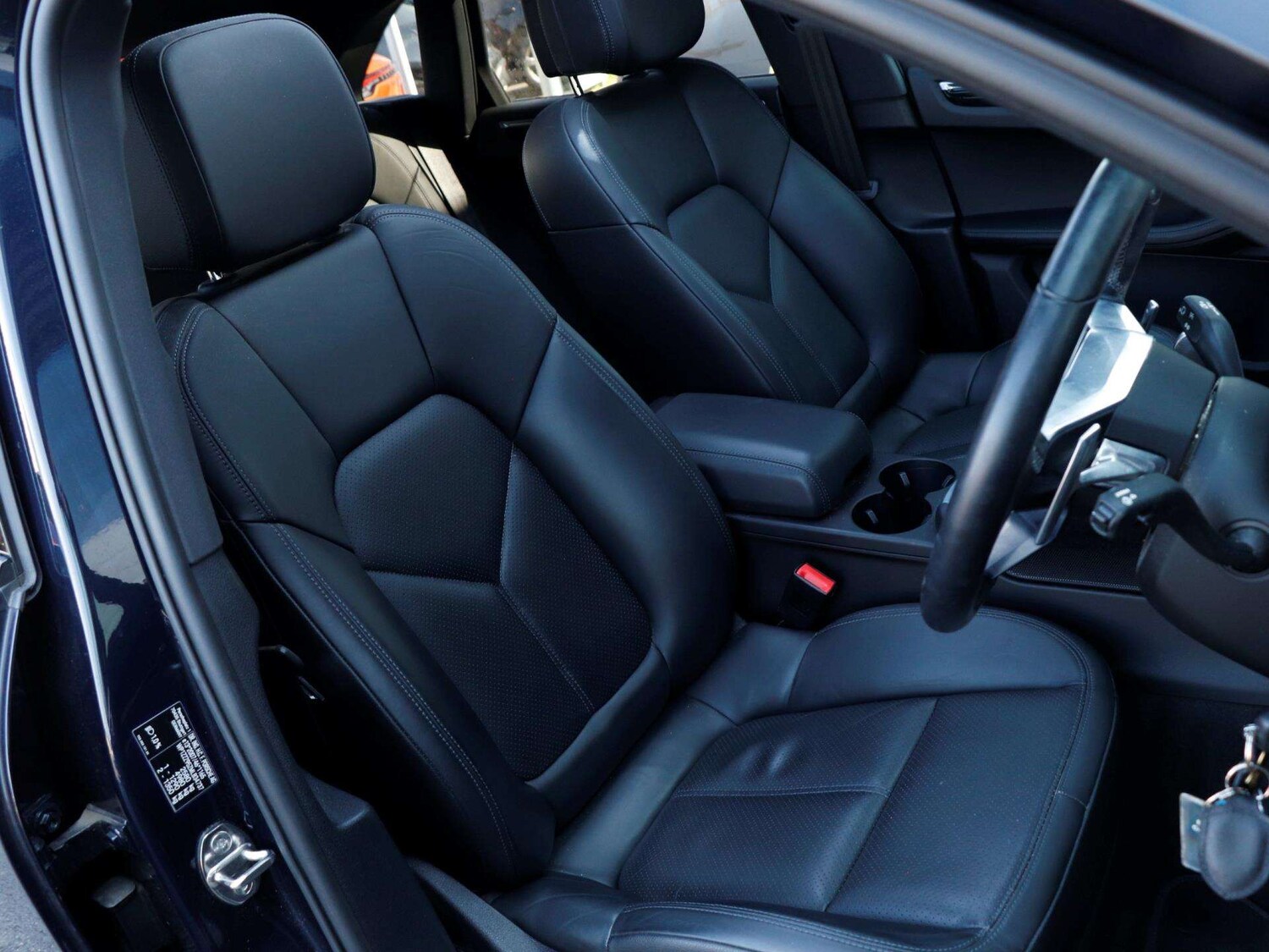 Used Porsche Macan 2021 for sale - 77960661: Photo 20