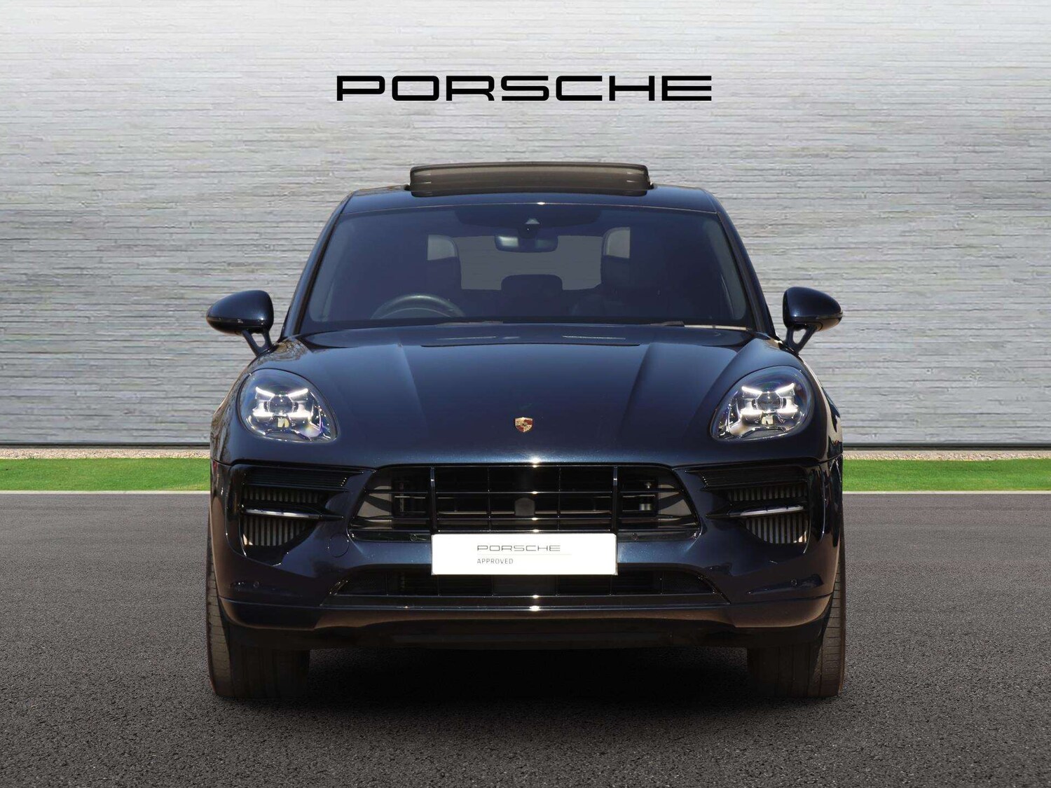 Used Porsche Macan 2021 for sale - 77960661: Photo 5