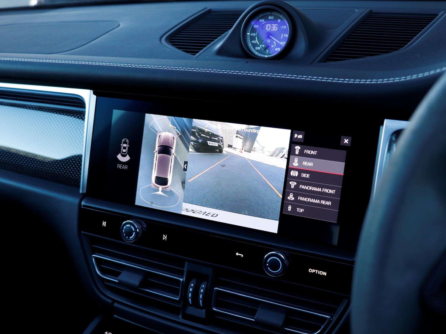 Used Porsche Macan 2023 for sale - 78161476: Photo 16