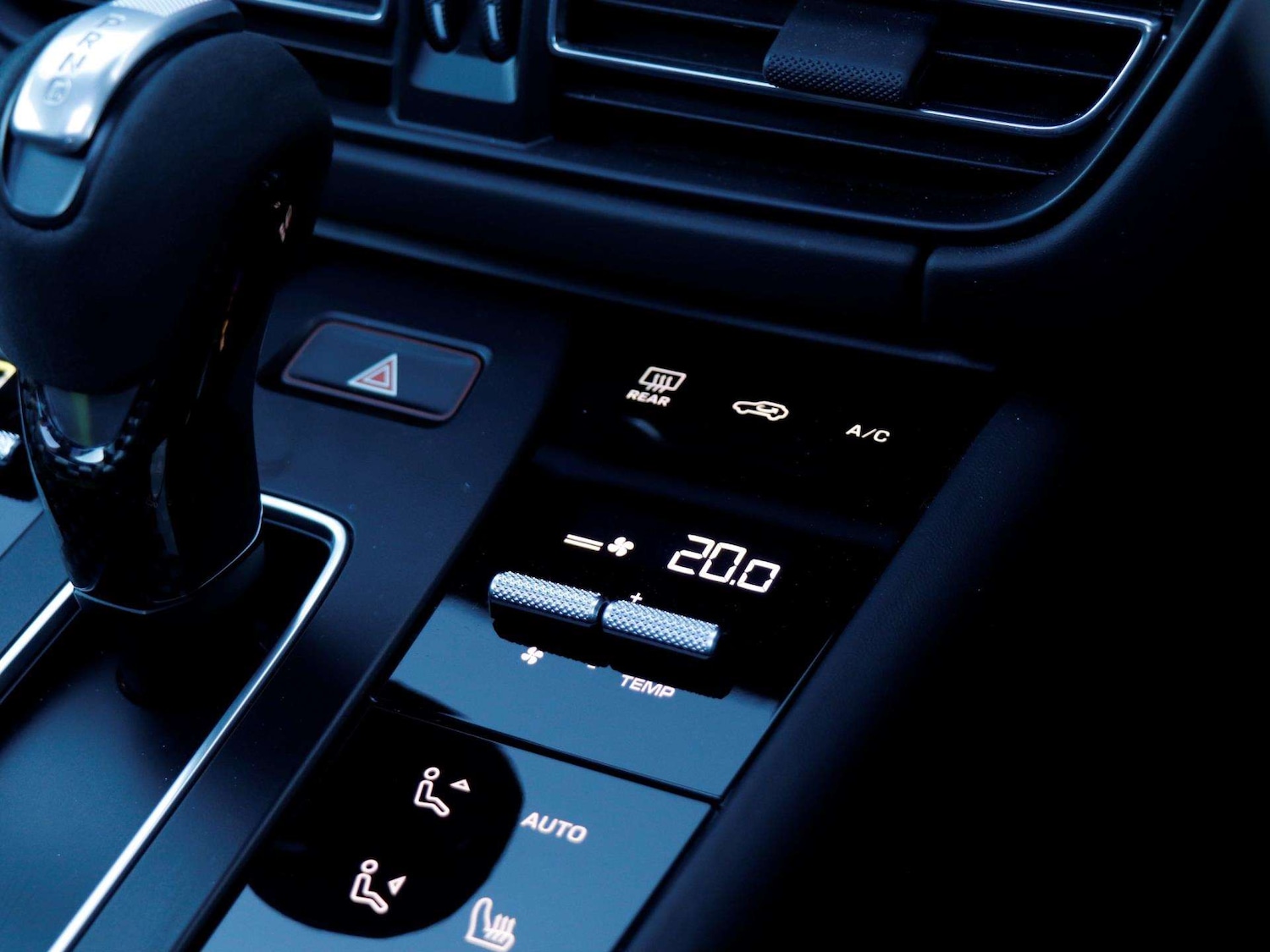 Used Porsche Macan 2023 for sale - 78161476: Photo 17